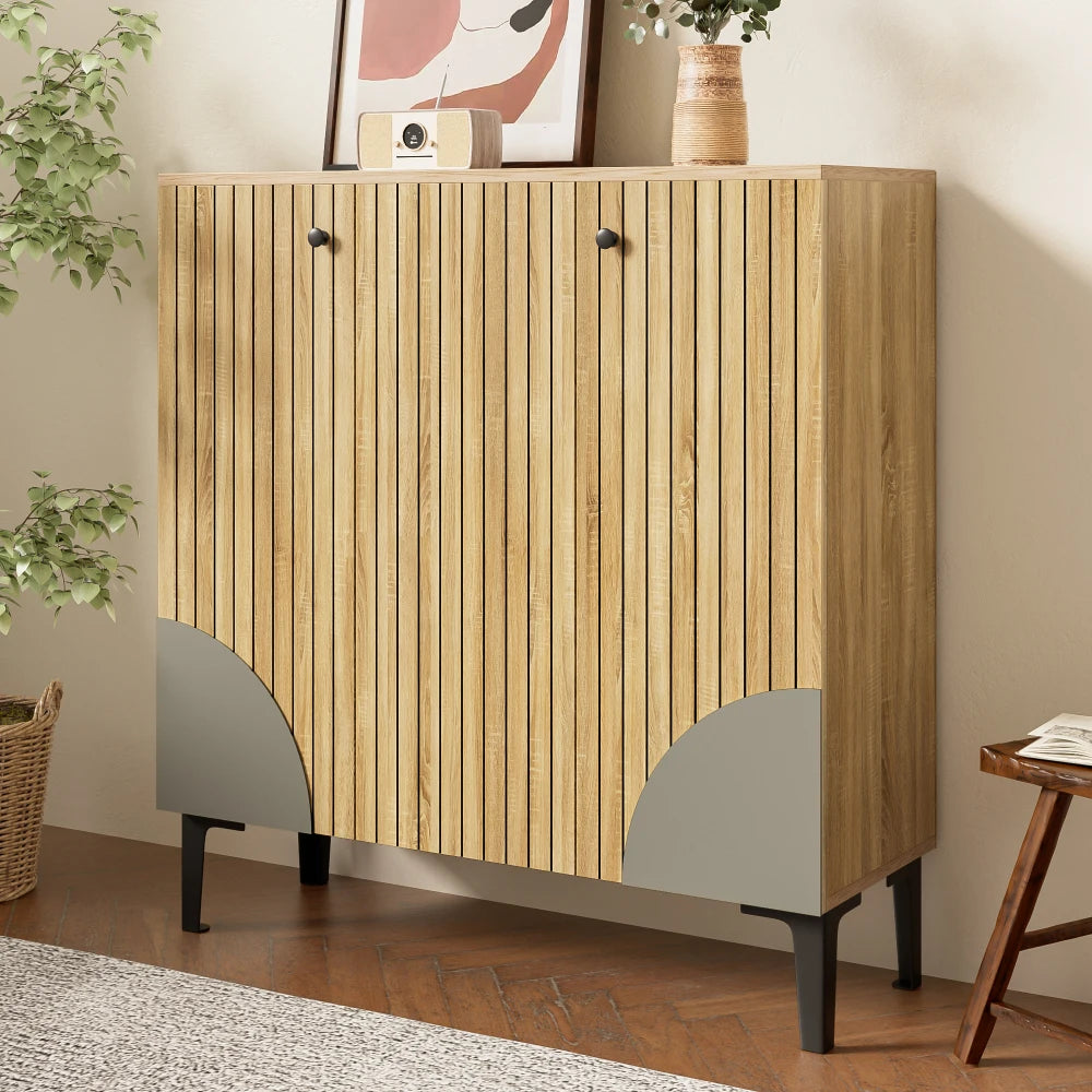 Modern Shoe Cabinet in Wooden Optics with Three Doors